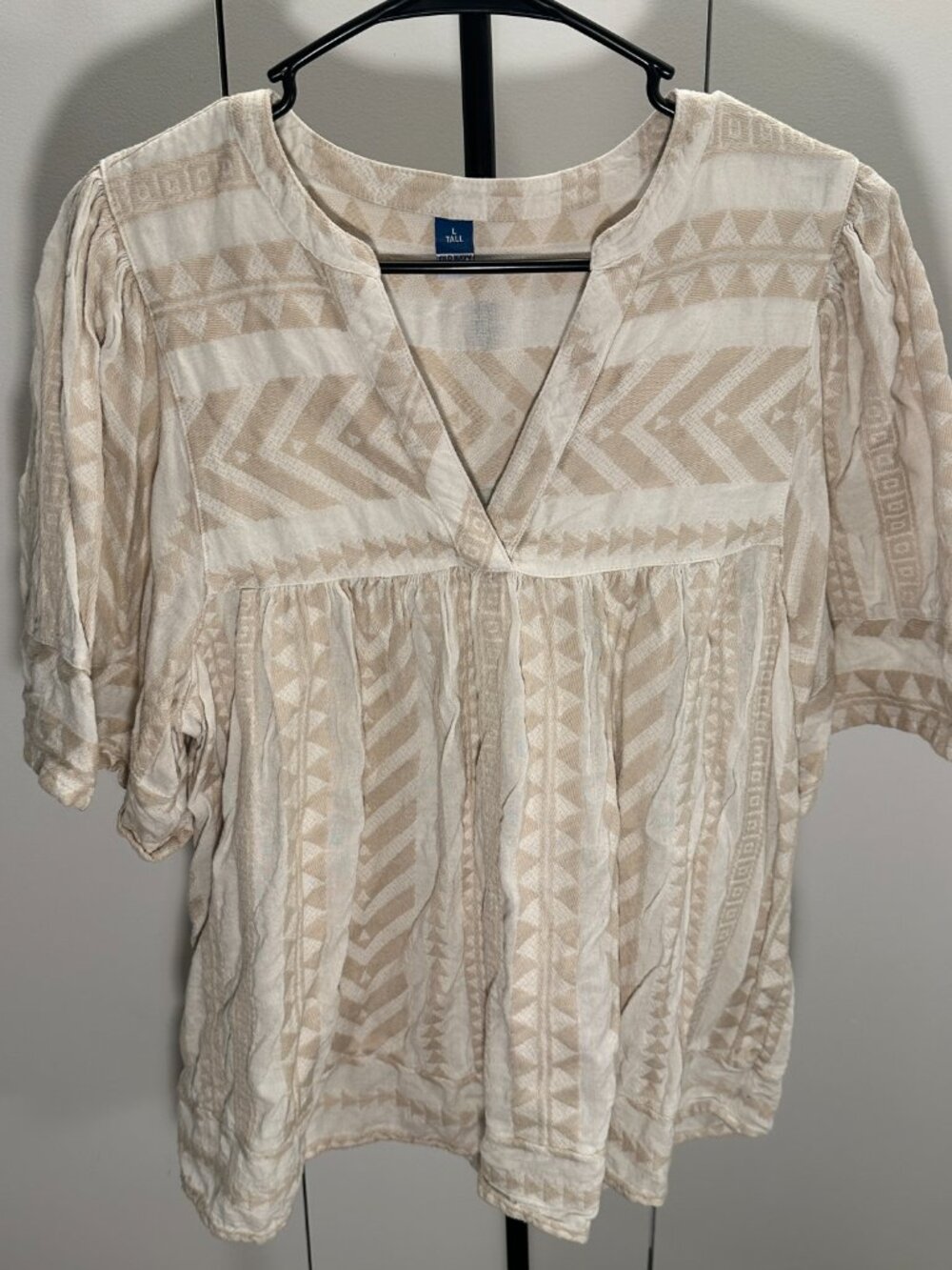 Old Navy Short Sleeve Jacquard Geometric Print Blouse